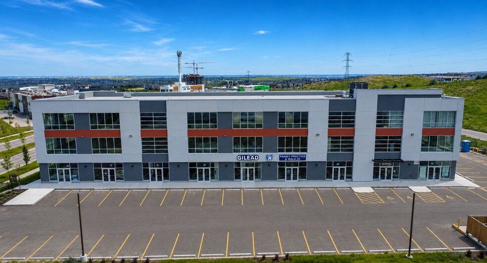 More Photos Of 198 Nolanridge Cres NW, Calgary Office For Sale
