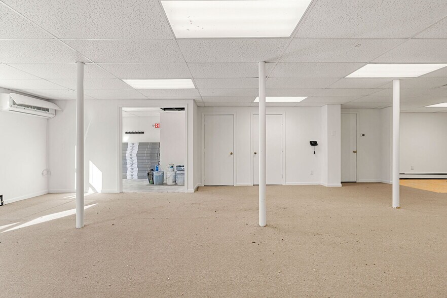 More Photos Of 136 Main St, Acton Unknown For Lease