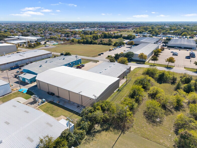 More Photos Of 1201 S Commercial Blvd, Arlington Warehouse For Sale