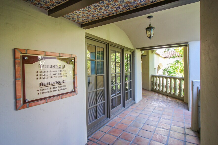 More Photos Of 5333 N 7th St, Phoenix Office For Lease