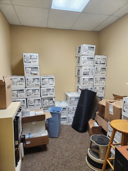 More Photos Of 509 S Van Buren Rd, Eden Medical For Lease