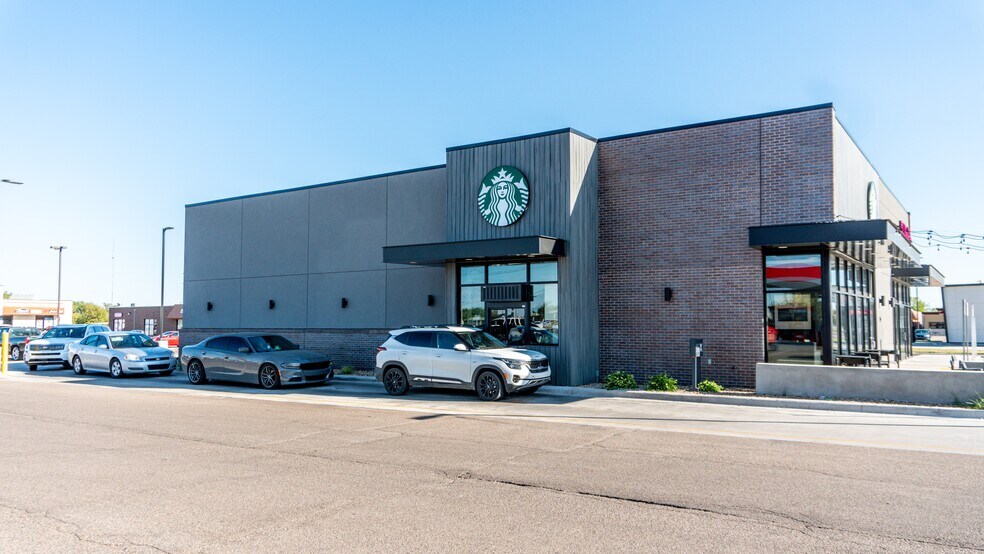 More Photos Of 1411-1413 N Kansas Ave, Liberal Restaurant For Sale