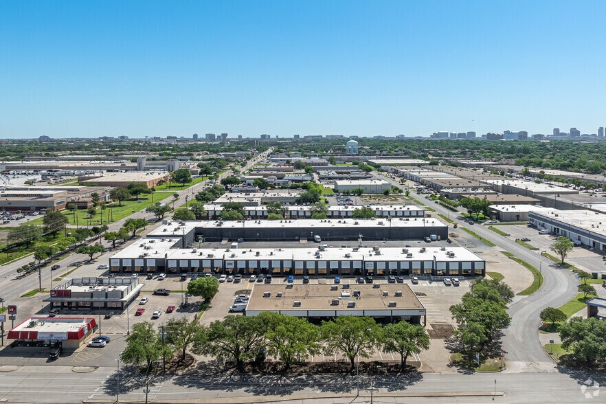 More Photos Of 3212-3214 Belt Line Rd, Farmers Branch Unknown For Lease