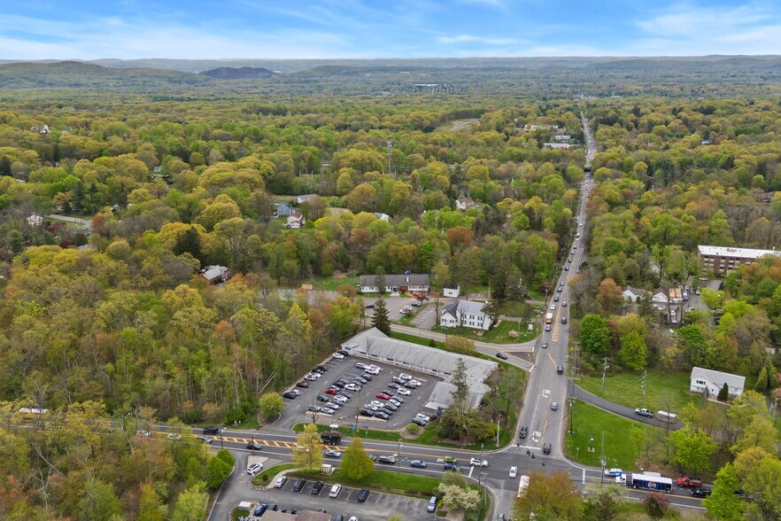 More Photos Of 500 New Hempstead Rd, New City Medical For Sale