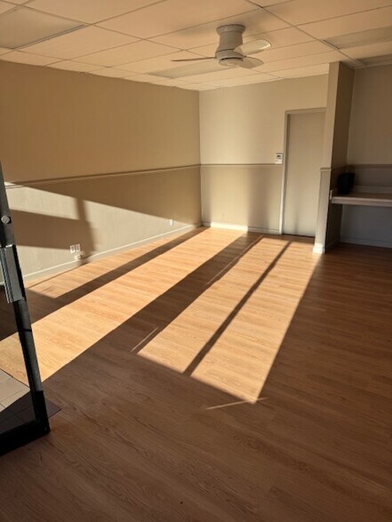 More Photos Of 1107 Forest Ave, Pacific Grove Storefront Retail Office For Lease