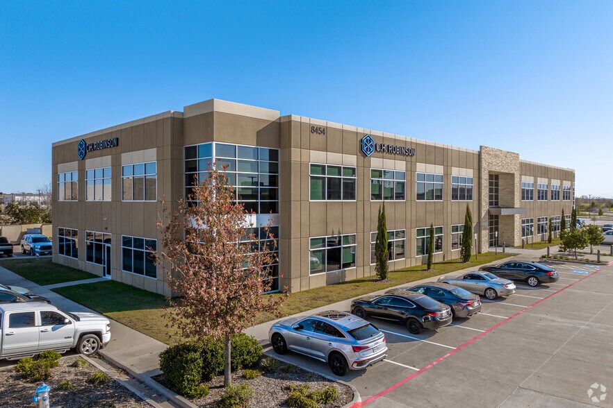 More Photos Of 8454 Parkwood Blvd, Plano Office For Lease