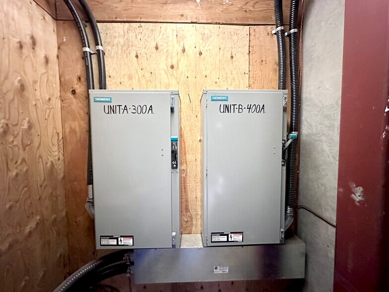 More Photos Of 1071 Eburne Pl, Richmond Manufacturing For Sale