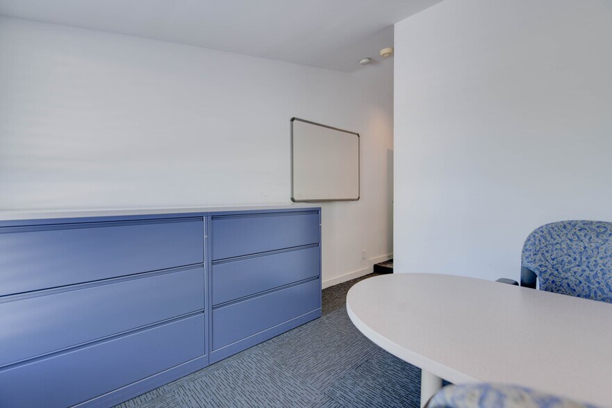 More Photos Of 701 Simonton St, Key West Office For Sale