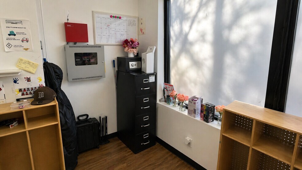 More Photos Of 163-175 Nassau Rd, Roosevelt Freestanding For Sale