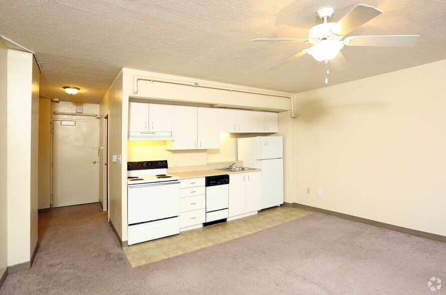 More Photos Of 320 N 22nd St, Omaha Apartments For Sale