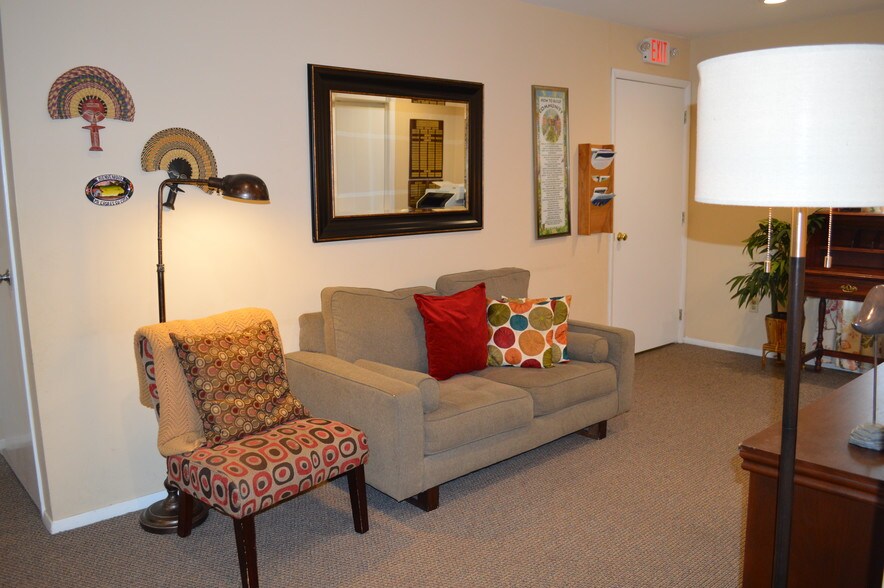 More Photos Of 85-89 Park Ave, Flemington Medical For Sale