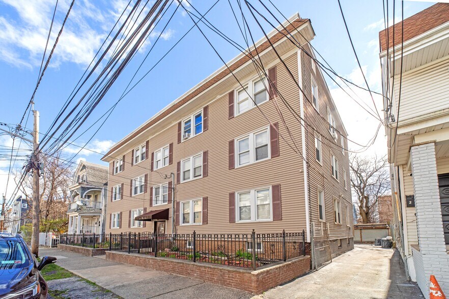 More Photos Of 262 Ellis Ave, Irvington Apartments For Sale