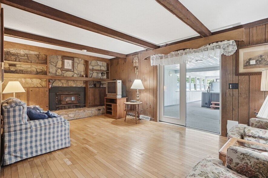 More Photos Of 2996 Millville Shandon Rd, Hamilton Specialty For Sale