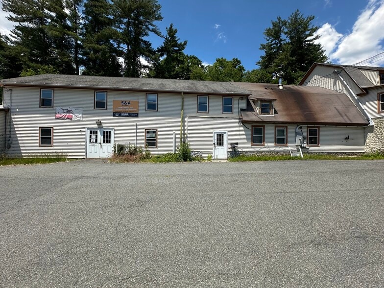 More Photos Of 20 Maple Ave, Great Barrington Warehouse For Sale