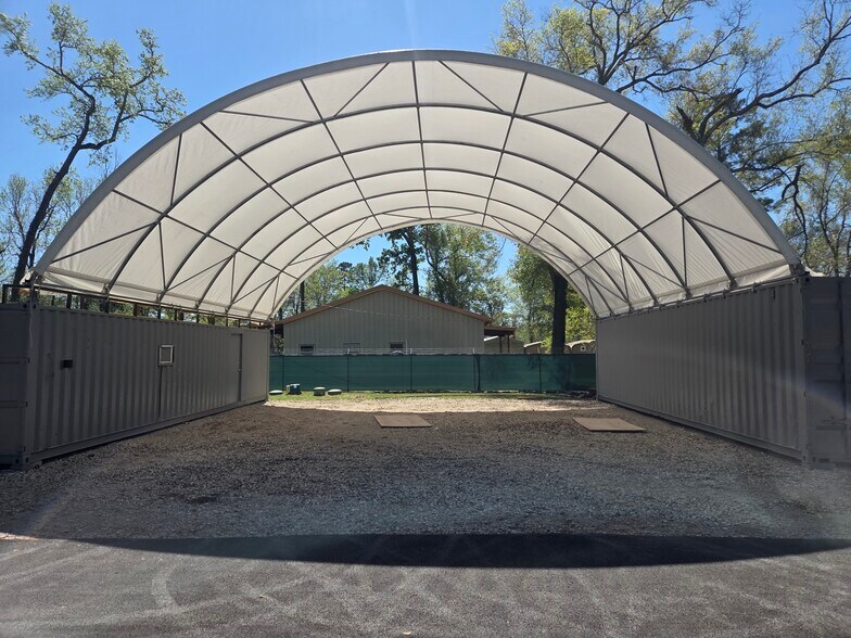 More Photos Of 33302 Sweetgum Ln, Magnolia Warehouse For Sale