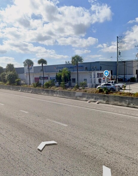 More Photos Of 1800 4th Avenue Ext, Lake Worth Beach Warehouse For Lease