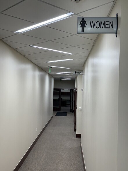 More Photos Of 180 N University Ave, Provo Office For Sale