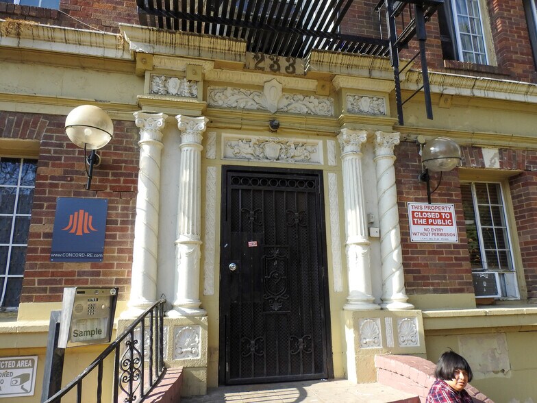 More Photos Of 233 N Kenmore Ave, Los Angeles Apartments For Sale