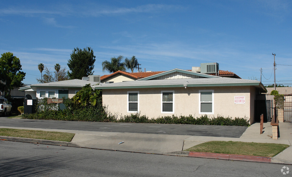 Primary Photo Of 4001 Howard Ave, Los Alamitos Daycare Center For Lease