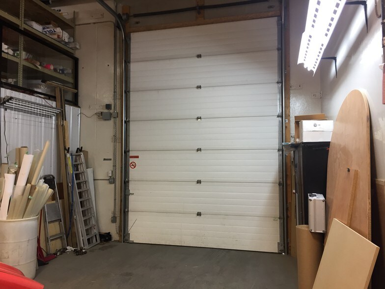 More Photos Of 5404-5420 36 St NW, Edmonton Service For Sale