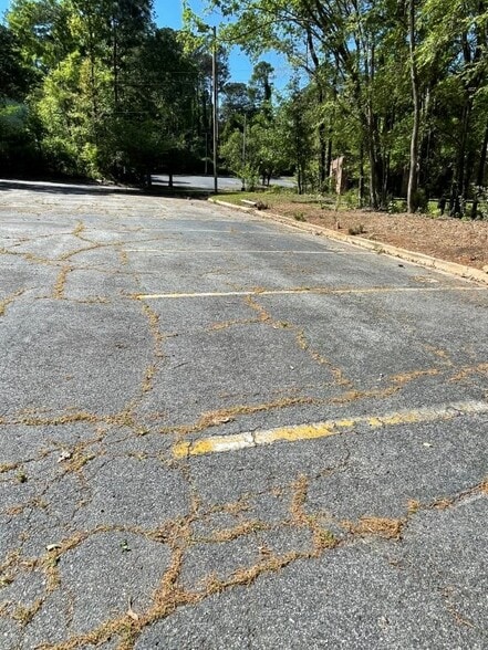 More Photos Of 3500 Riverside Dr, Macon-Bibb Religious Facility For Sale