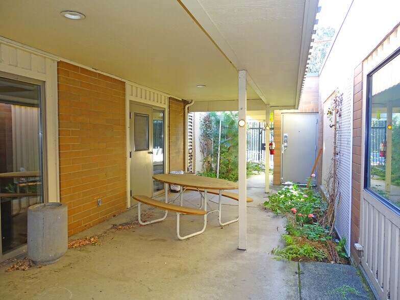 More Photos Of 14480 SW Jenkins Rd, Beaverton Flex For Sale