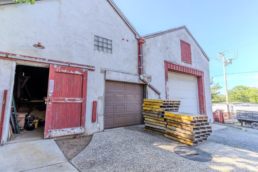 More Photos Of 359 W Tilghman St, Allentown Warehouse For Sale