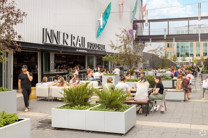 More Photos Of 1911 S 67th St, Omaha General Retail For Sale