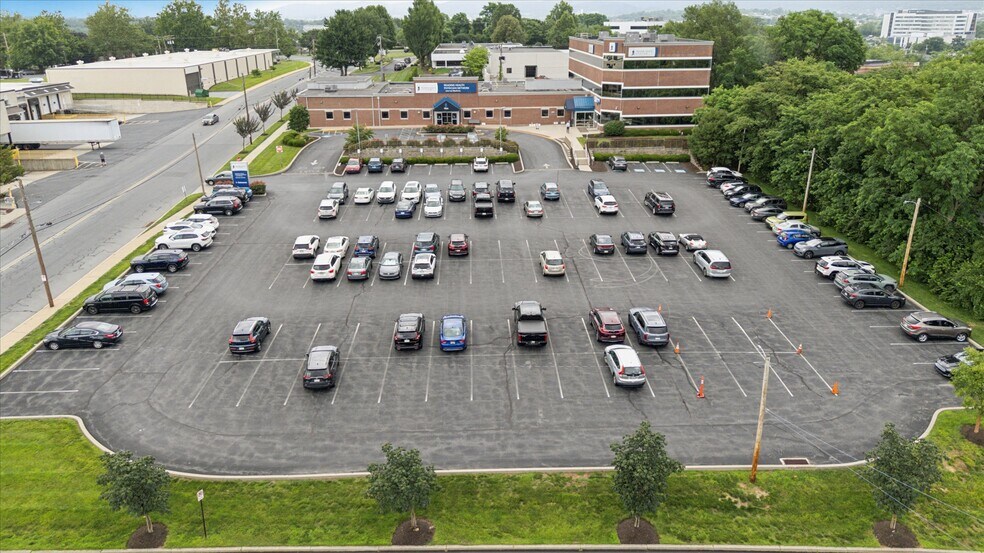 More Photos Of 950 Wyomissing blvd, Wyomissing Healthcare For Sale