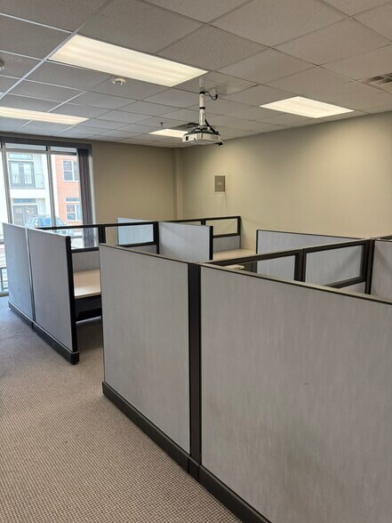 More Photos Of 608 E Hickory St, Denton Unknown For Lease