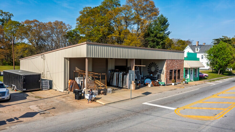 More Photos Of 18109 Main St, Woodbury Storefront Retail Office For Sale