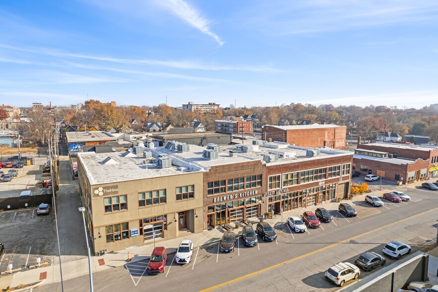 More Photos Of 3107-3111 Gillham Rd, Kansas City Storefront Retail Office For Sale