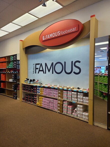 More Photos Of 8651 SW 124th St, Miami General Retail For Lease