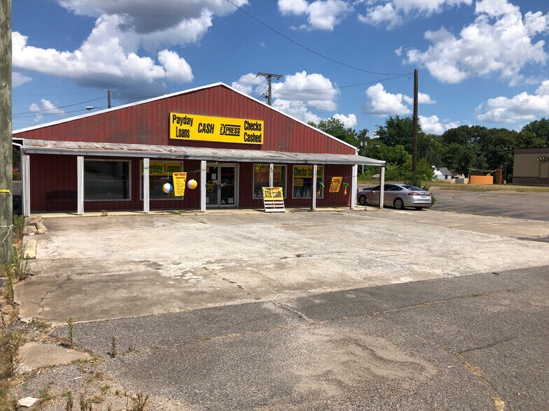 More Photos Of 408 N 12th St, Murray Freestanding For Sale