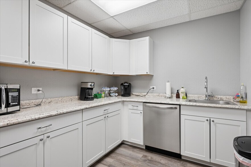 More Photos Of 8751 E Hampden Ave, Denver Medical For Sale