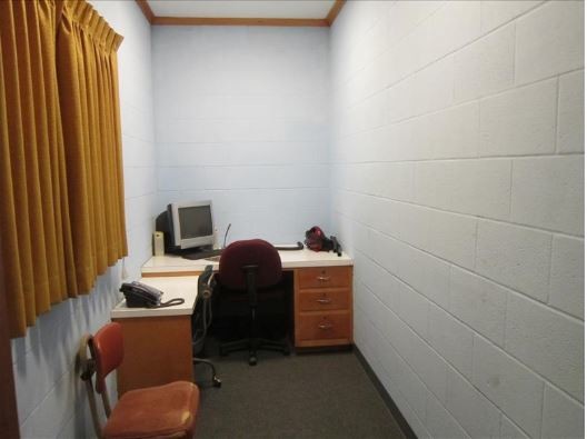 More Photos Of 32968 US Highway 63, Macon Office For Sale