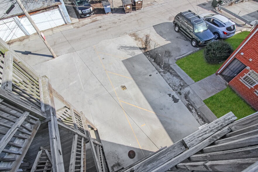 More Photos Of 6731 S Chappel Ave, Chicago Apartments For Sale