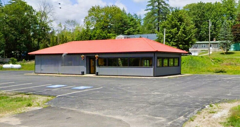 Primary Photo Of 335 W Main St, Hillsborough Restaurant For Lease