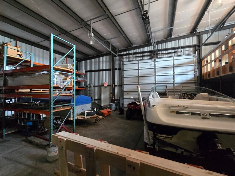 More Photos Of 855 Industrial Dr, Mondovi Distribution For Lease