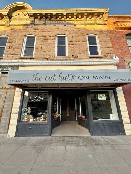 More Photos Of 219 Main St, Chadron Storefront For Sale