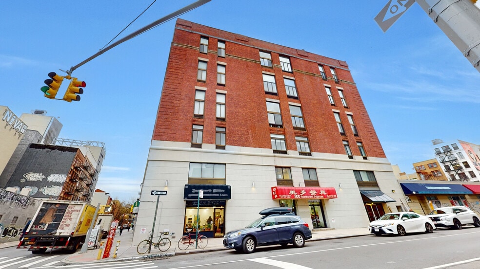 More Photos Of 354 Broome St, New York Apartments For Lease