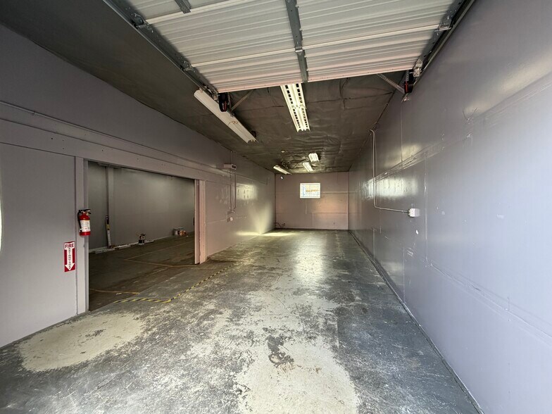 More Photos Of 2720 6th Pl S, Seattle Industrial For Lease