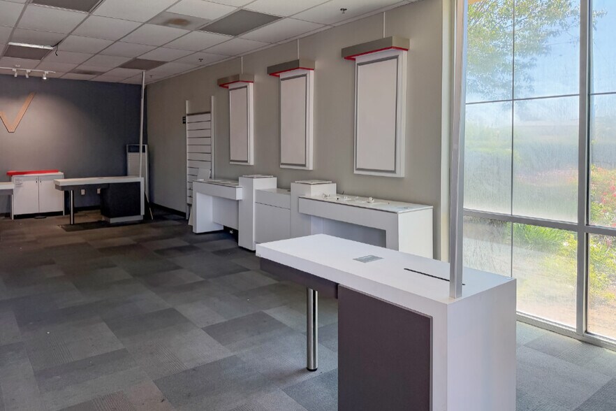 More Photos Of Marion St, Kingsburg Unknown For Lease