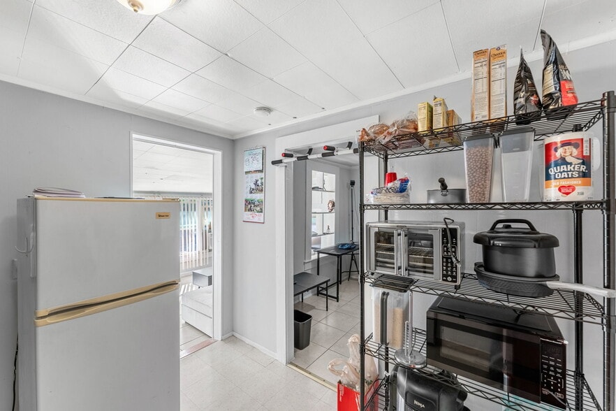 More Photos Of 2716 Riverview Dr, Melbourne Apartments For Sale