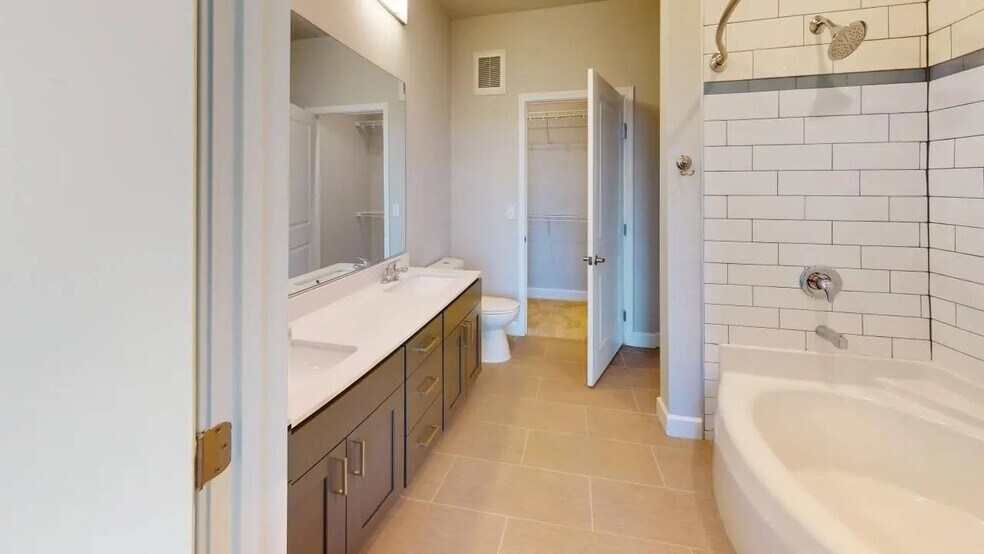 More Photos Of 655 S Sierra Madre St, Colorado Springs Apartments For Lease
