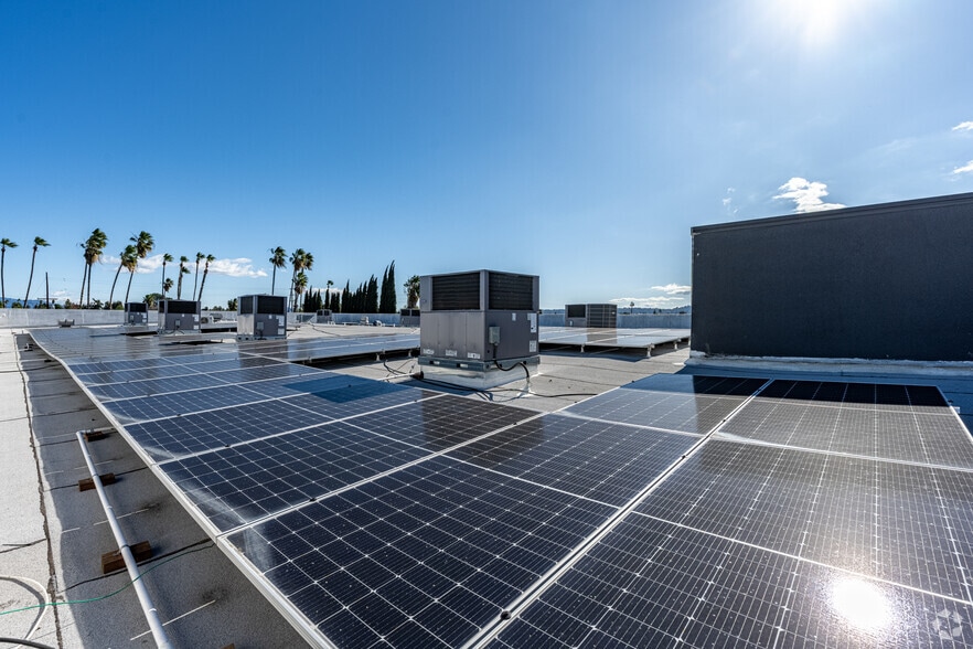 More Photos Of 6746 Valjean Ave, Van Nuys Loft Creative Space For Lease