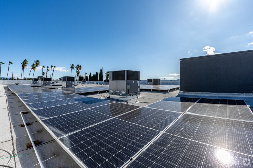 More Photos Of 6746 Valjean Ave, Van Nuys Loft Creative Space For Sale