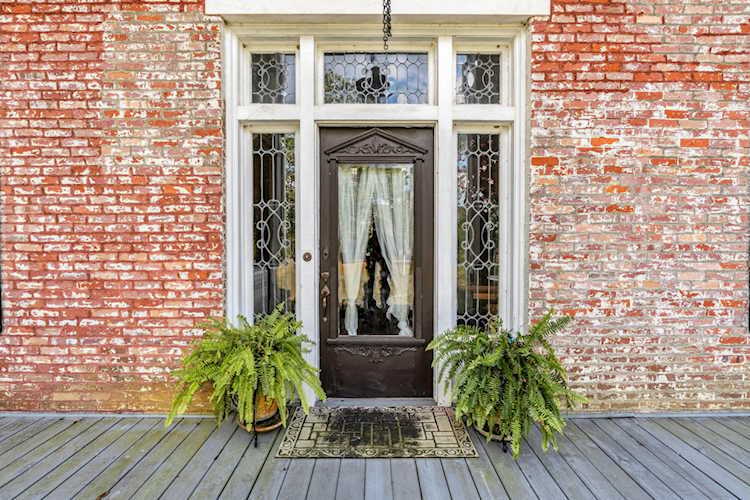 More Photos Of 1700 9th St S, Columbus Specialty For Sale