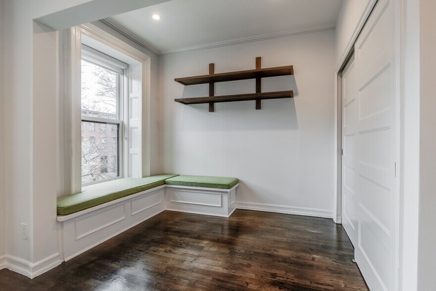 More Photos Of 426 Clermont Ave, Brooklyn Apartments For Sale