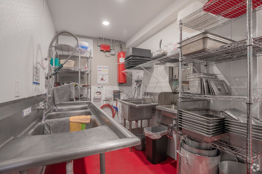 More Photos Of 54 Roosters Way, Jasper Restaurant For Sale